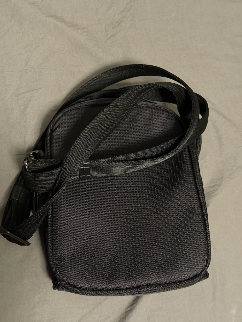Pacsafe metrosafe ls100